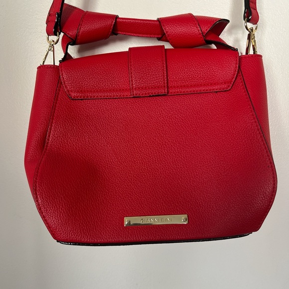 Gianni Bini - fun glam purse. New condition. - Picture 4 of 8